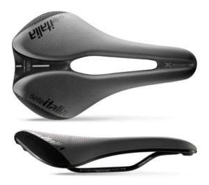 Siodło SELLE ITALIA NOVUS EVO BOOST X-CROSS TM SUPERFLOW L (id match - L3) Manganese Tube 7, soft-tek, Szare