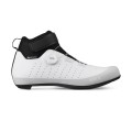 fizik-tempo-artica-gtx-goretex-white-9-cold-weather-road-cycling-shoes.jpg